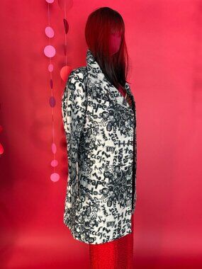 Vintage-Inspired Desigual Statement Coat – Black & White Graphic Print – US S